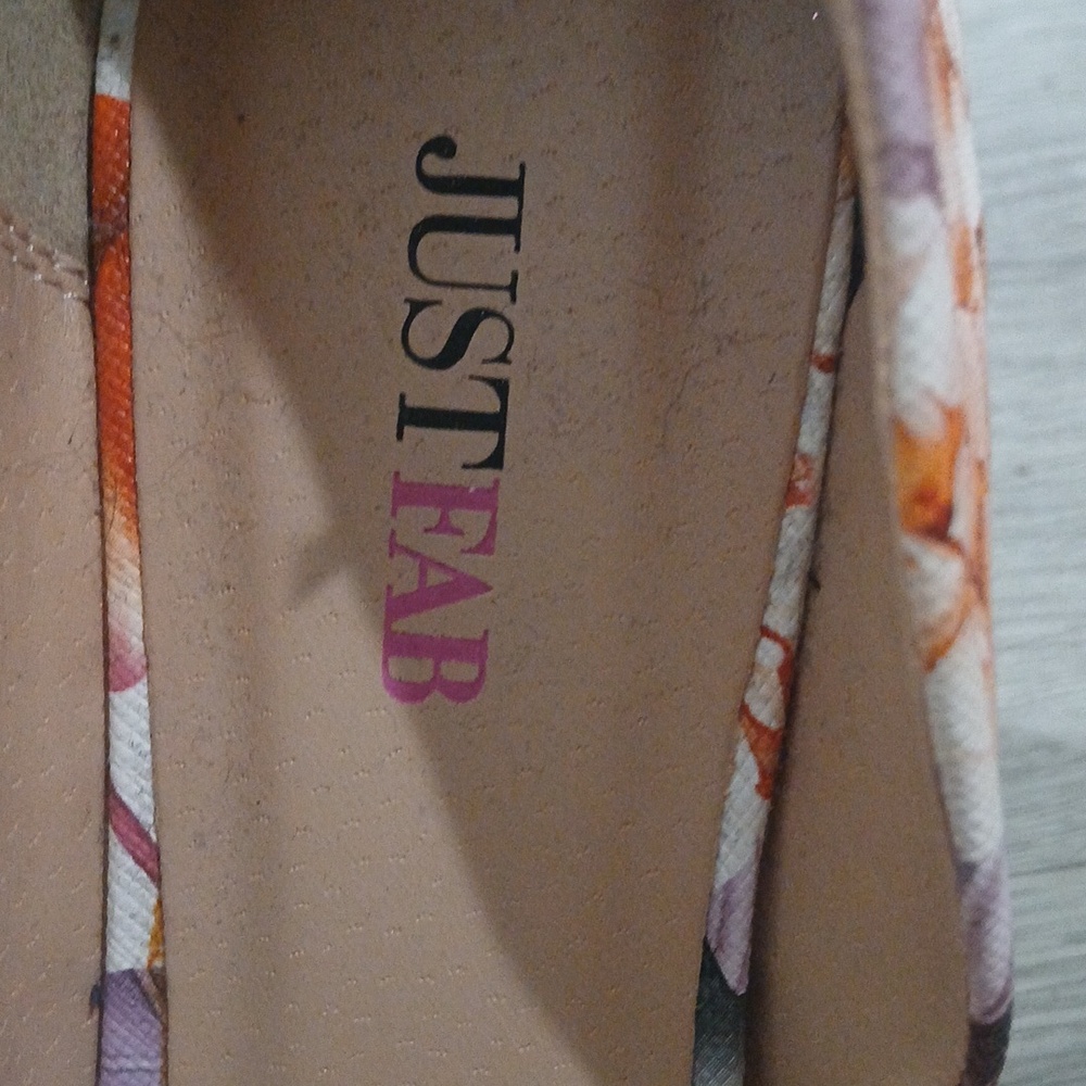 JustFab Monika Floral Stiletto Heels Watercolor Pointed Toe Pumps Sz 7.5 NWOT - Picture 6 of 9